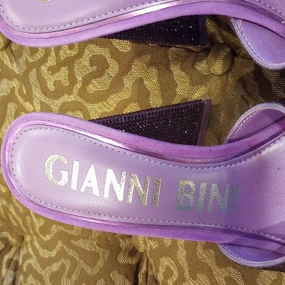 Gianni Bini Heels - Picture 3 of 8